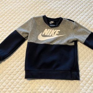 Nike 3T sweatshirt